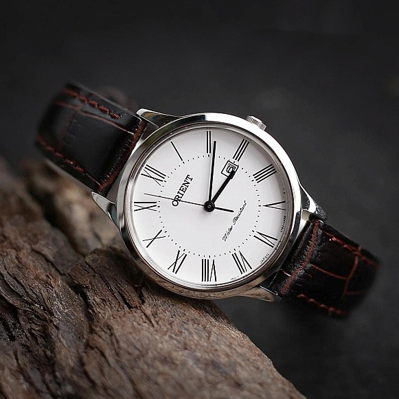 Orient-ის ქალის კლასიკური საათი